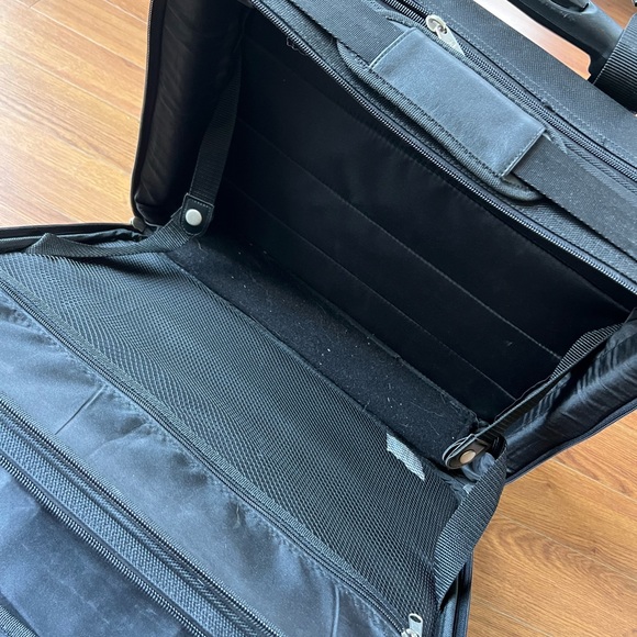 Samsonite work/travel bag. - Picture 6 of 13